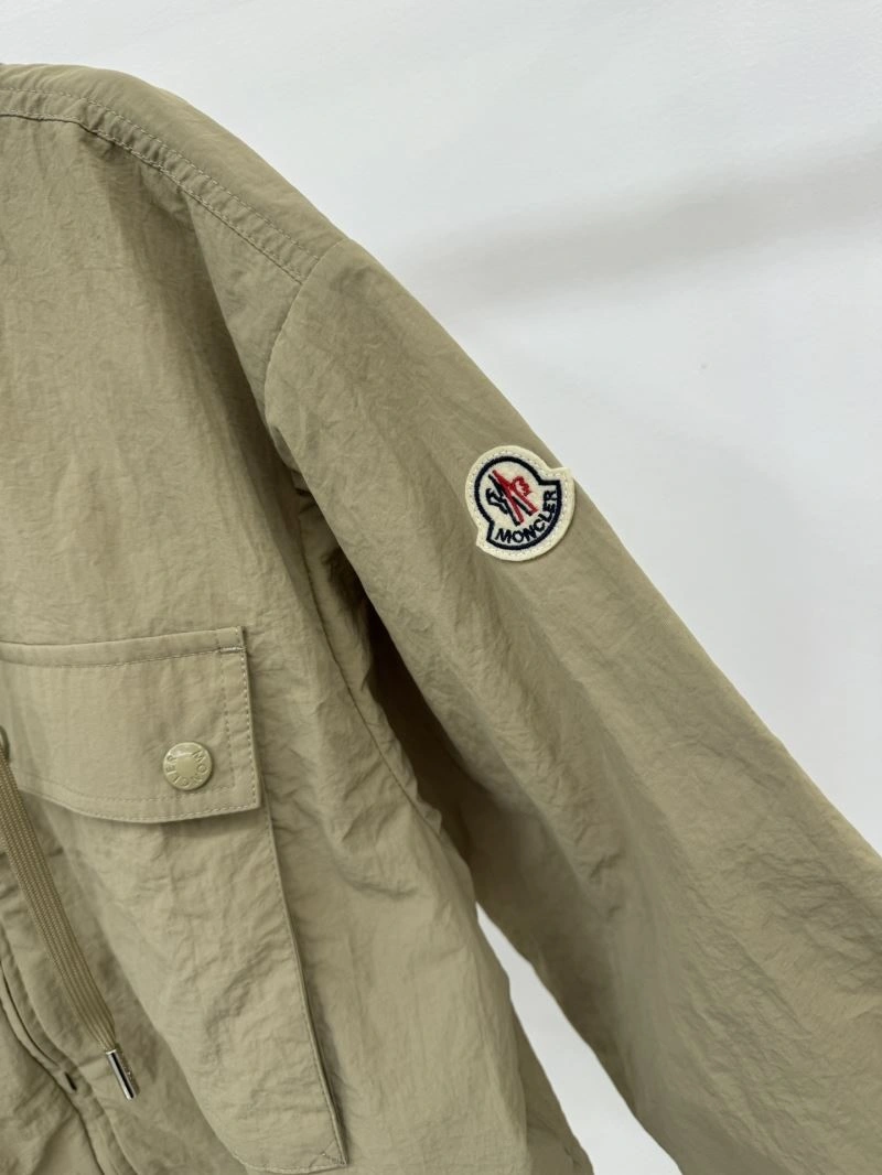 Moncler Outwear AllSeason 143478