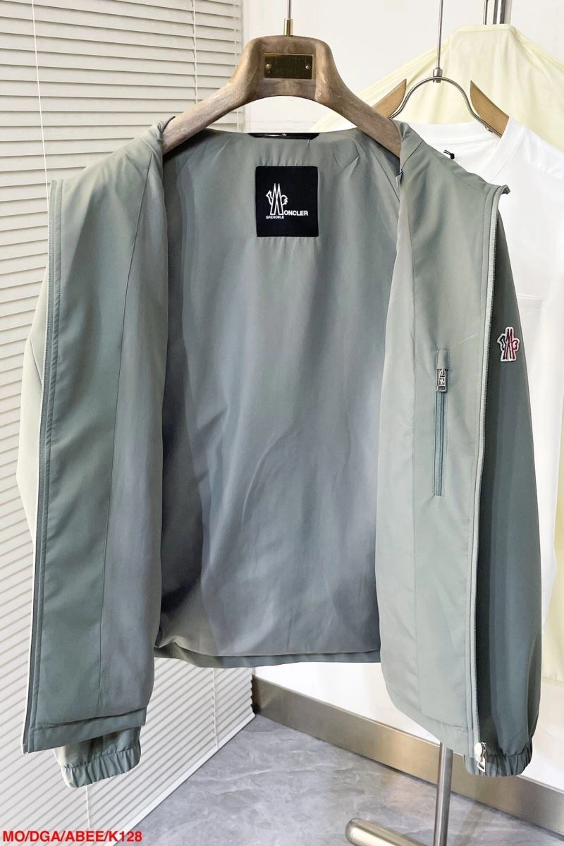 Moncler Outwear TechFriendly 143476