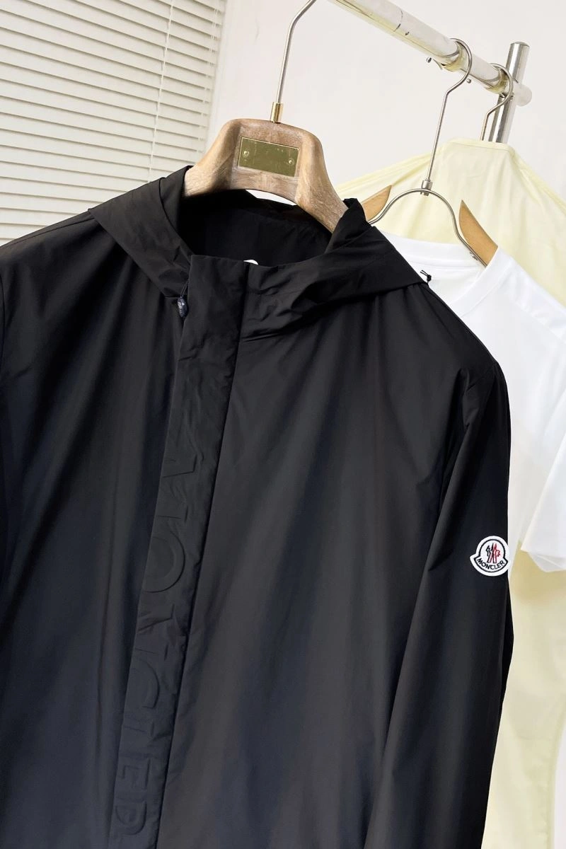 Moncler Outwear HighQuality 143475