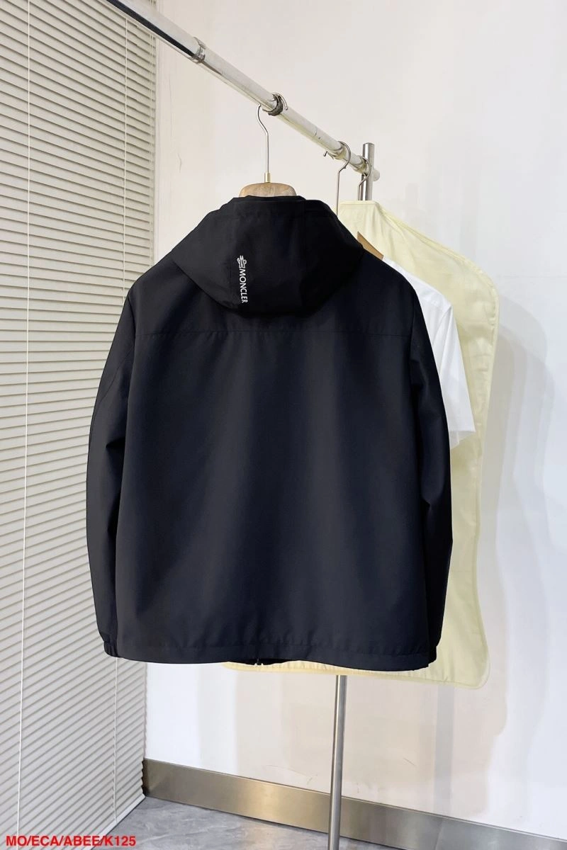 Moncler Outwear Durable 143474