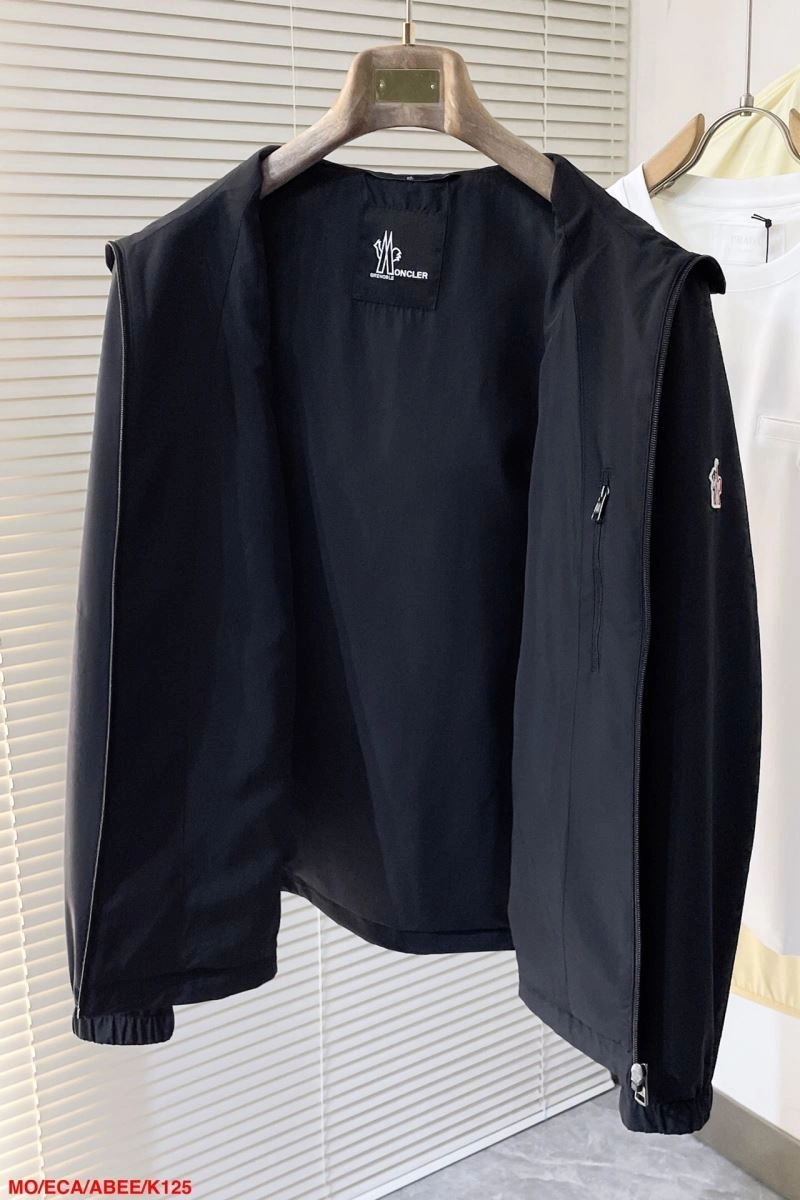Moncler Outwear Durable 143474