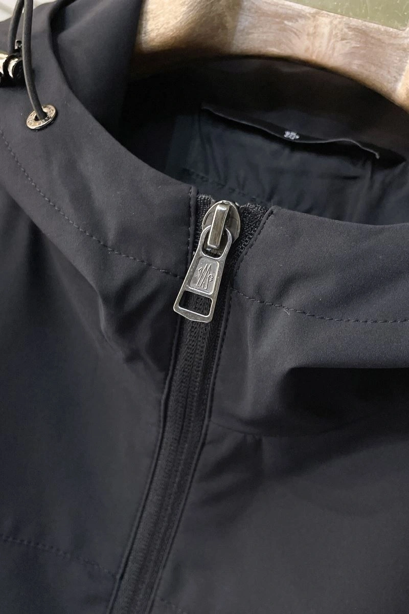 Moncler Outwear Durable 143474