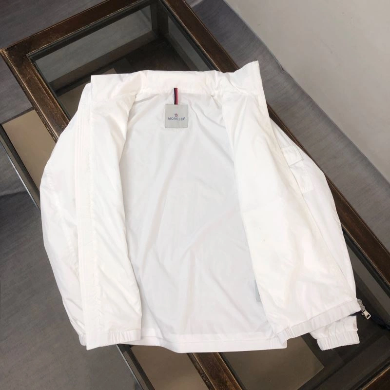 Unique Moncler Outwear 143473