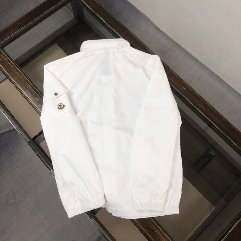 Unique Moncler Outwear 143473