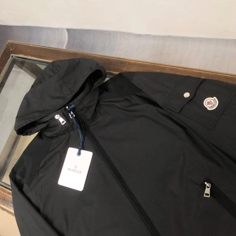 Upgraded Moncler Outwear 143463