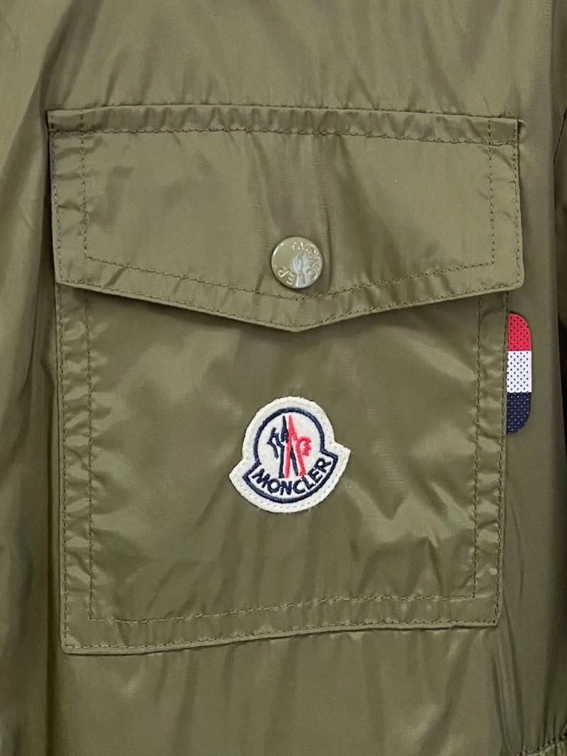 Supportive Moncler Outwear 143458