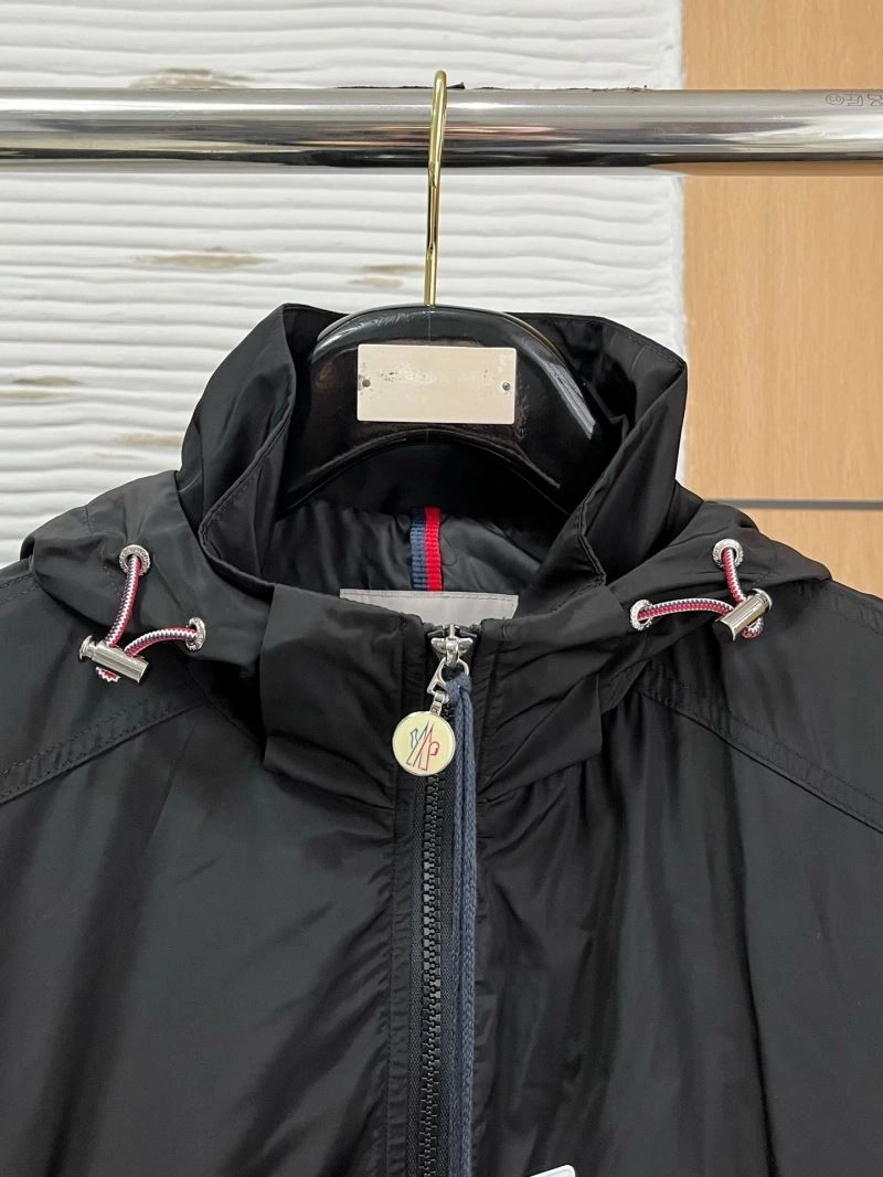 Moncler Outwear SmoothTexture 143461