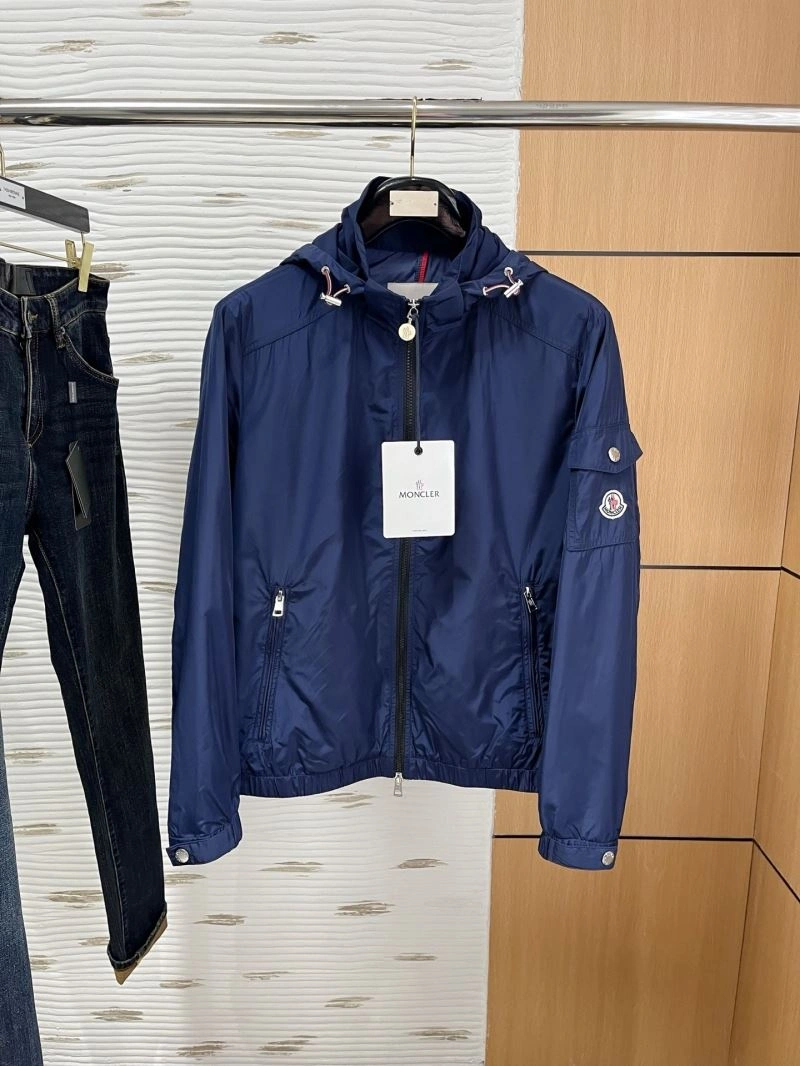 FashionForward Moncler Outwear 143470