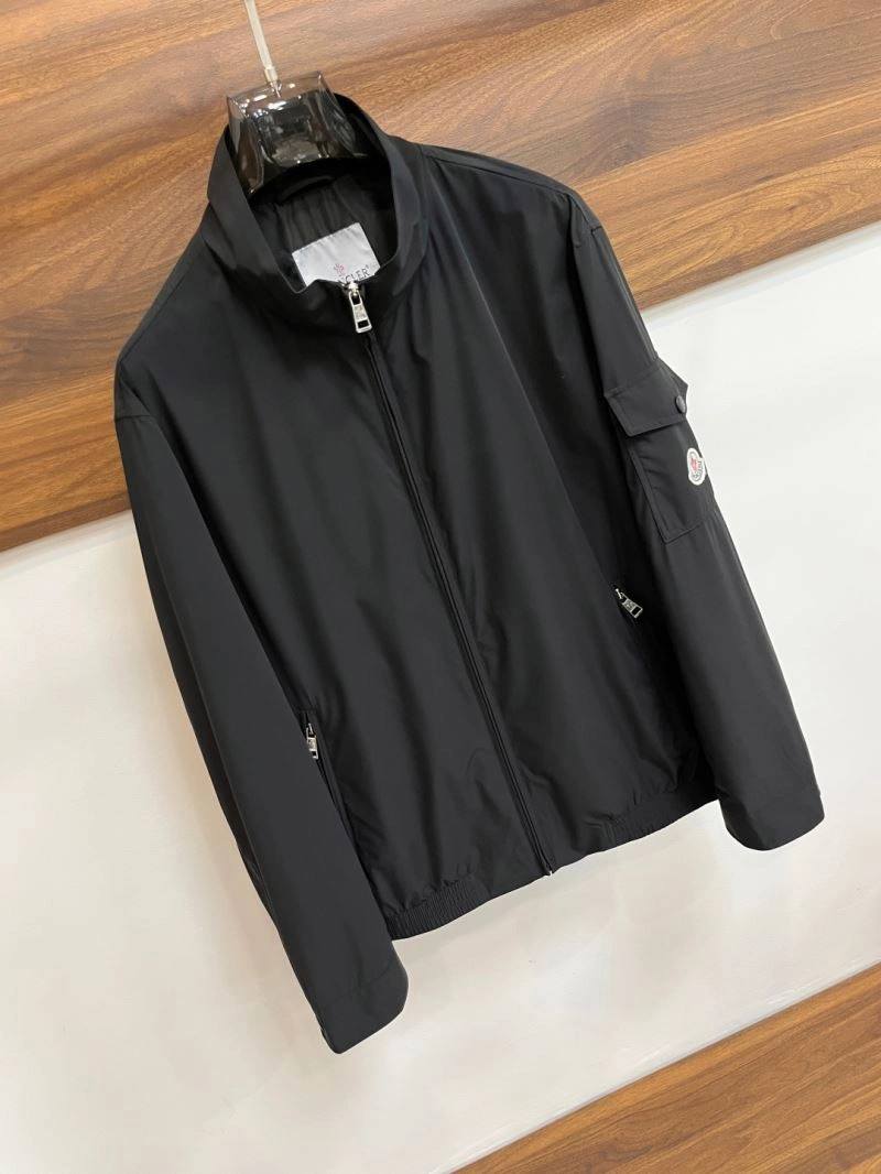 Moncler Outwear Comfortable 143460