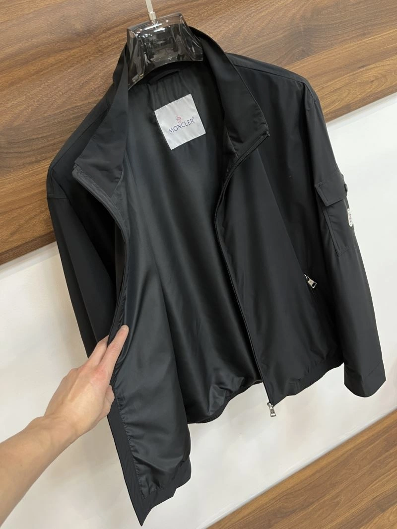 Moncler Outwear Comfortable 143460