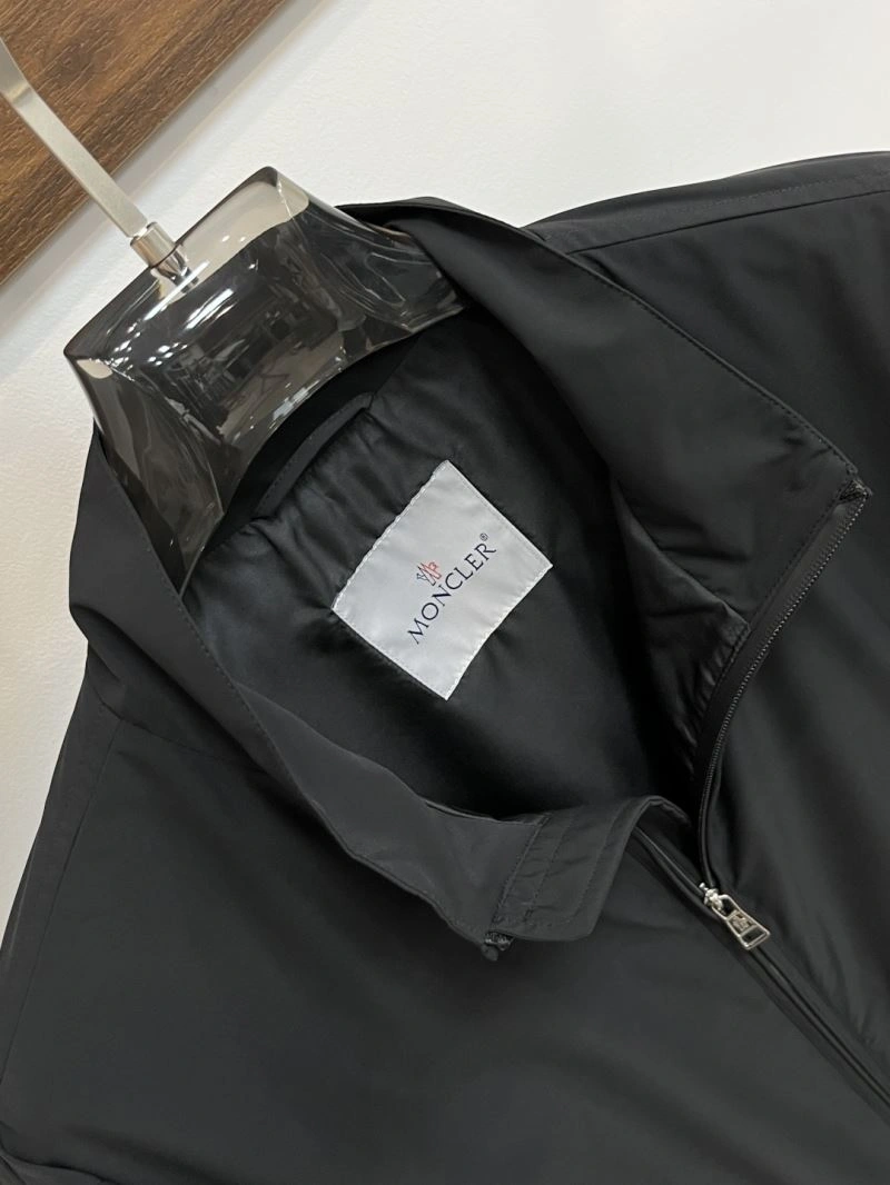 Moncler Outwear Comfortable 143460