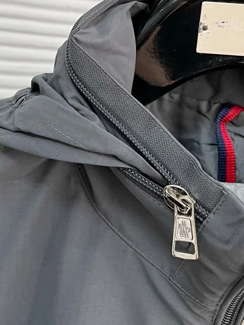 Moncler Outwear FastDry 143465