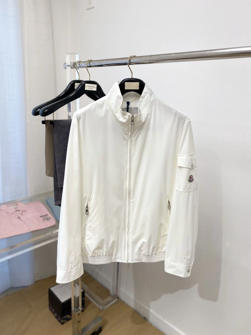 Moncler Outwear Classic 143448