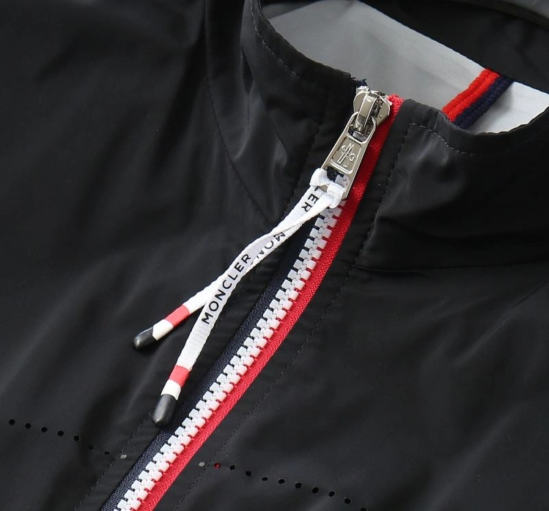 Affordable Moncler Outwear 143442