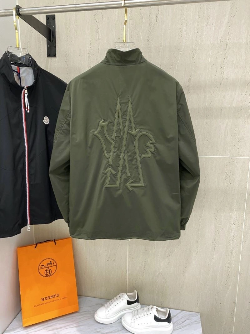 Moncler Outwear Breathable 143443