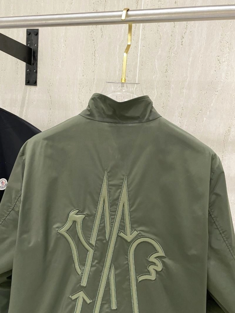 Moncler Outwear Breathable 143443