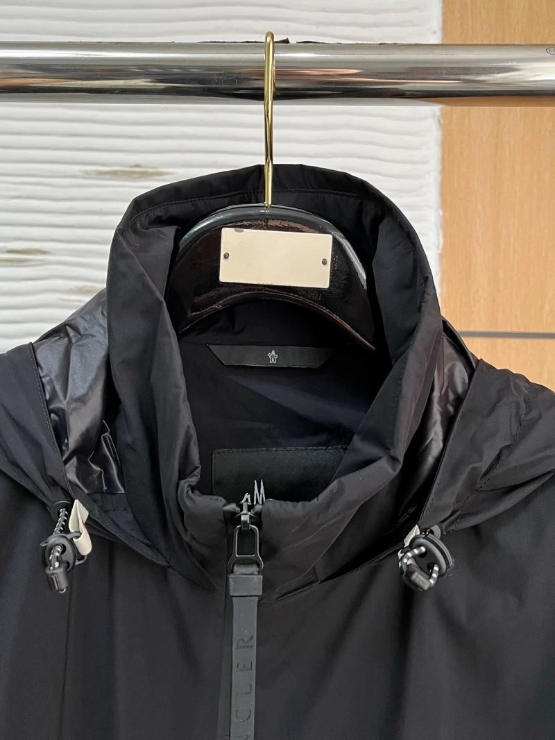 ComfortFit Moncler Outwear 143440