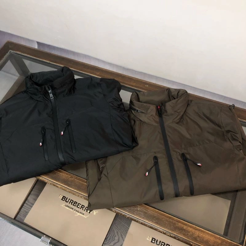 Moncler Outwear Effortless 143438