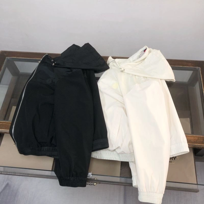 Moncler Outwear HighQuality 143434