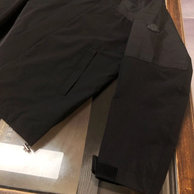 Moncler Outwear Attractive 143424
