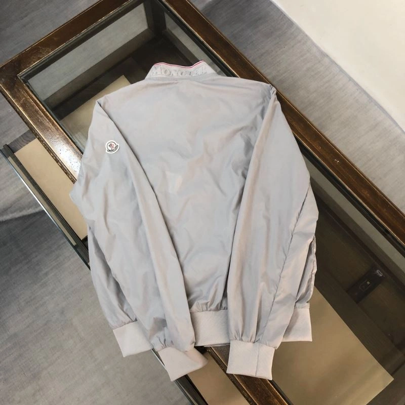 Moncler Outwear WellDesigned 143410