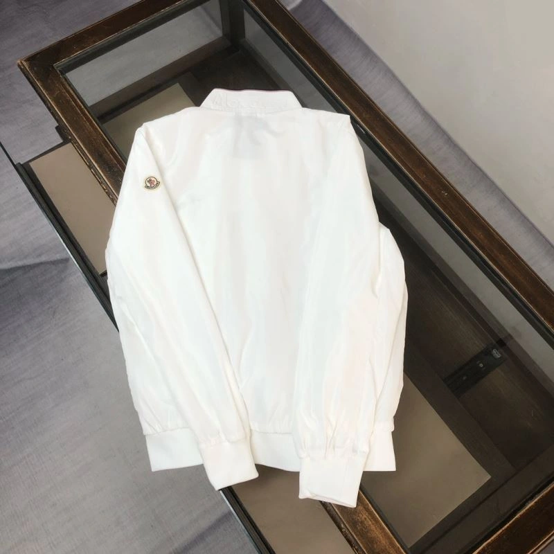 Moncler Outwear ZipUp 143407