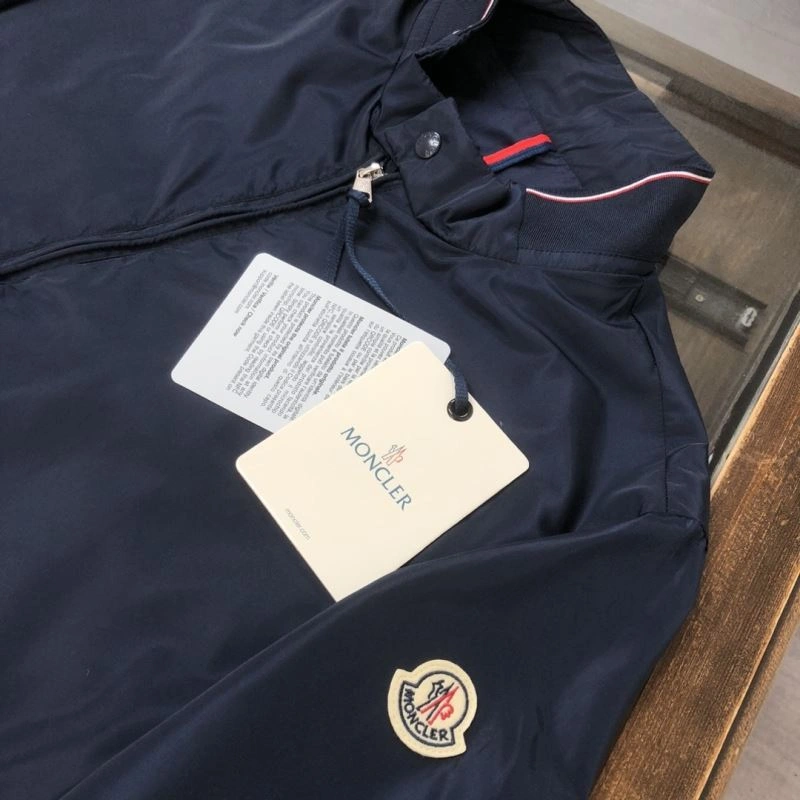 OdorResistant Moncler Outwear 143416