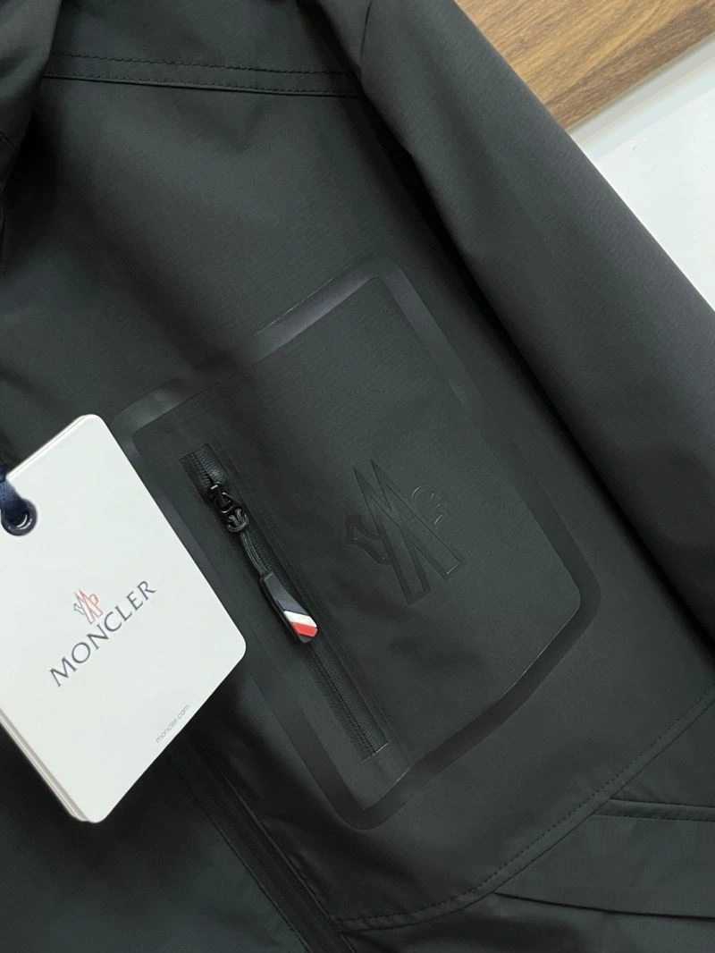 SmartChoice Moncler Outwear 143425