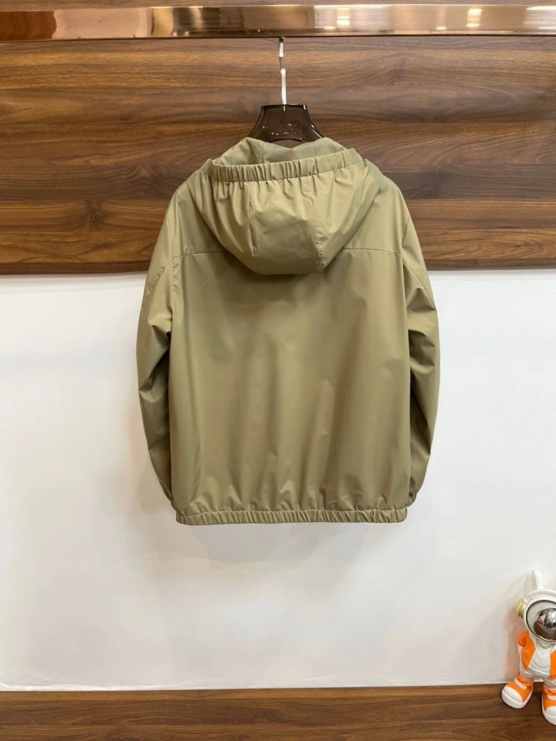 Moncler Outwear TimelessDesign 143441