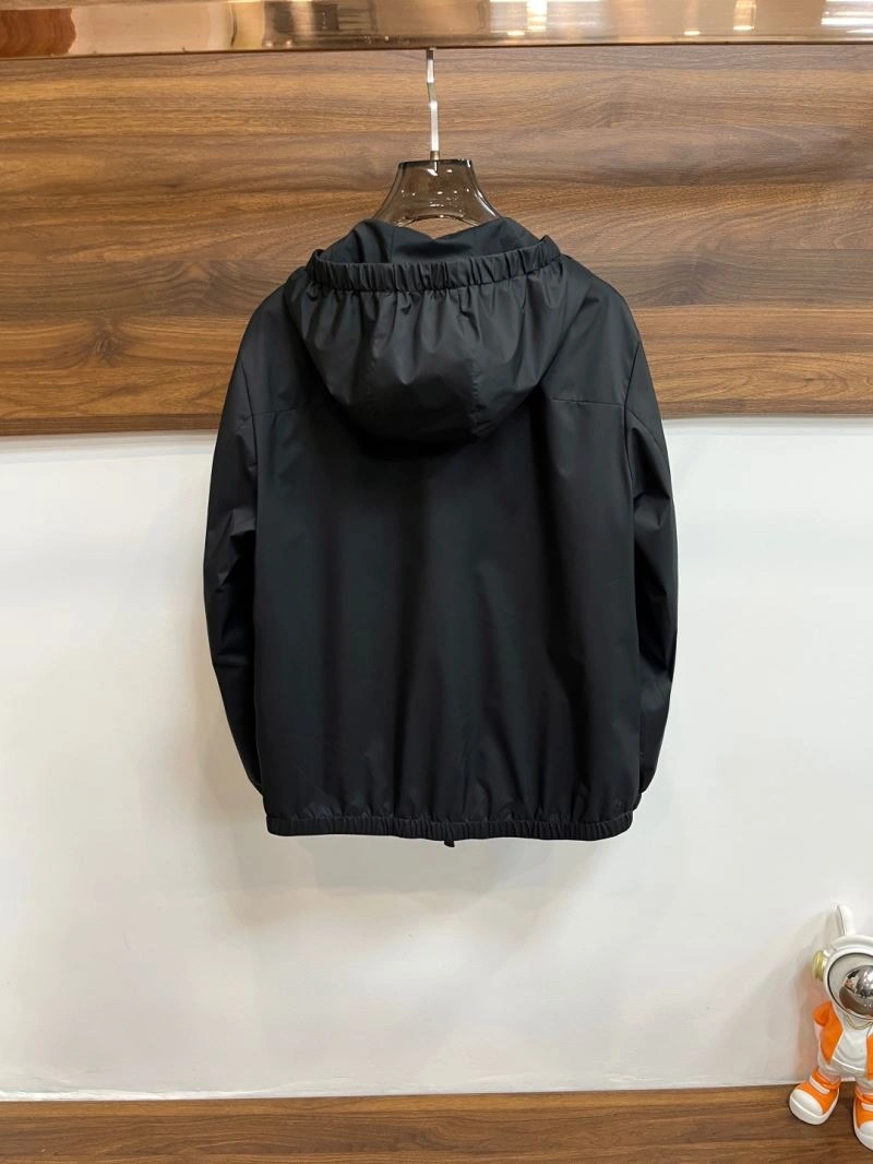 Moncler Outwear WaterResistant 143414