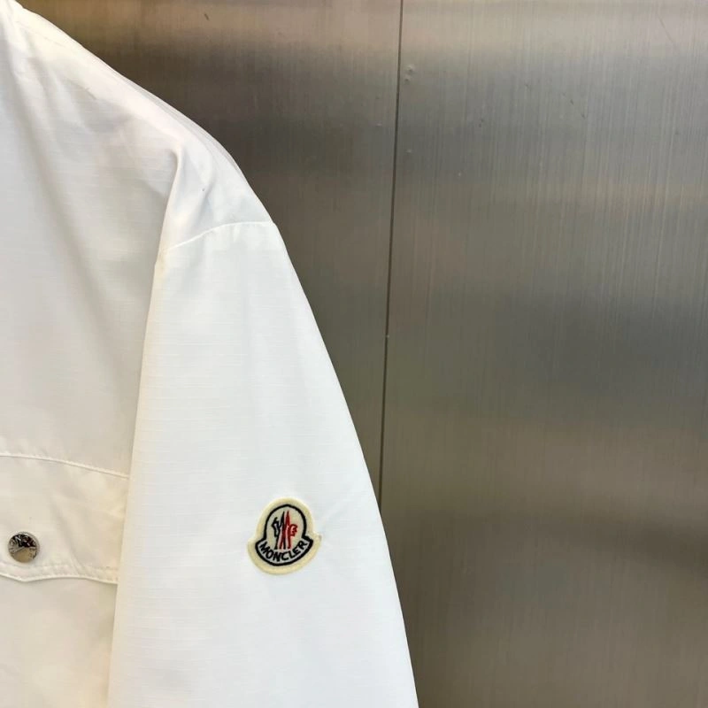 Durable Moncler Outwear 143420