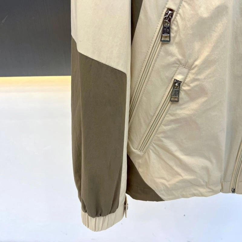 Seasonal Moncler Outwear 143419