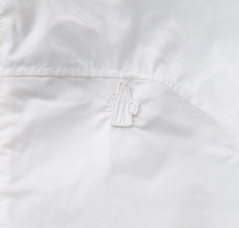 Comfortable Moncler Outwear 143433