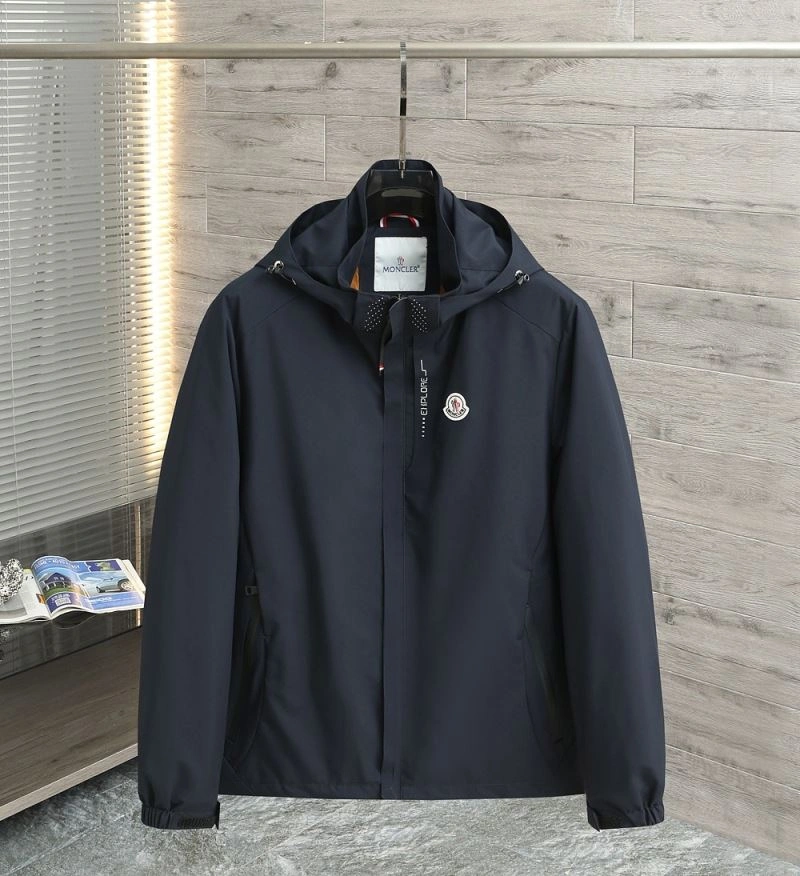 Reliable Moncler Outwear 143428