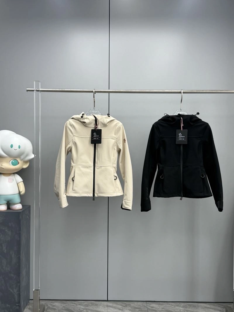 Youthful Moncler Outwear 143408