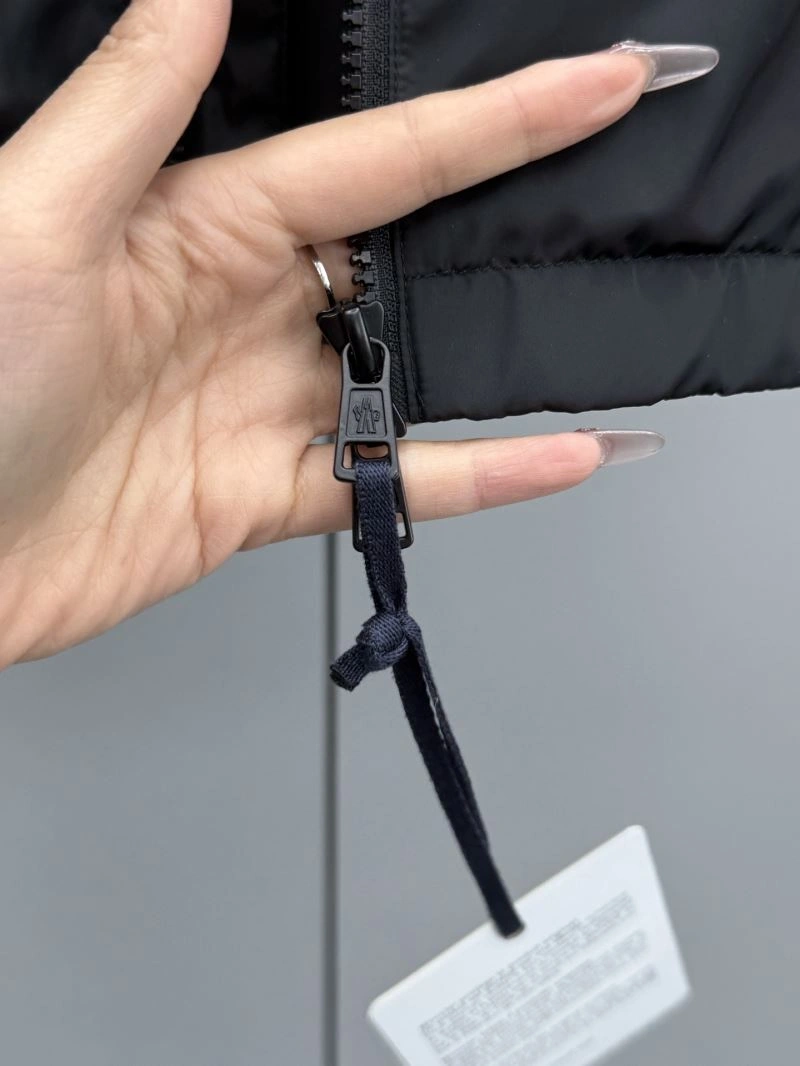Original Moncler Outwear 143409
