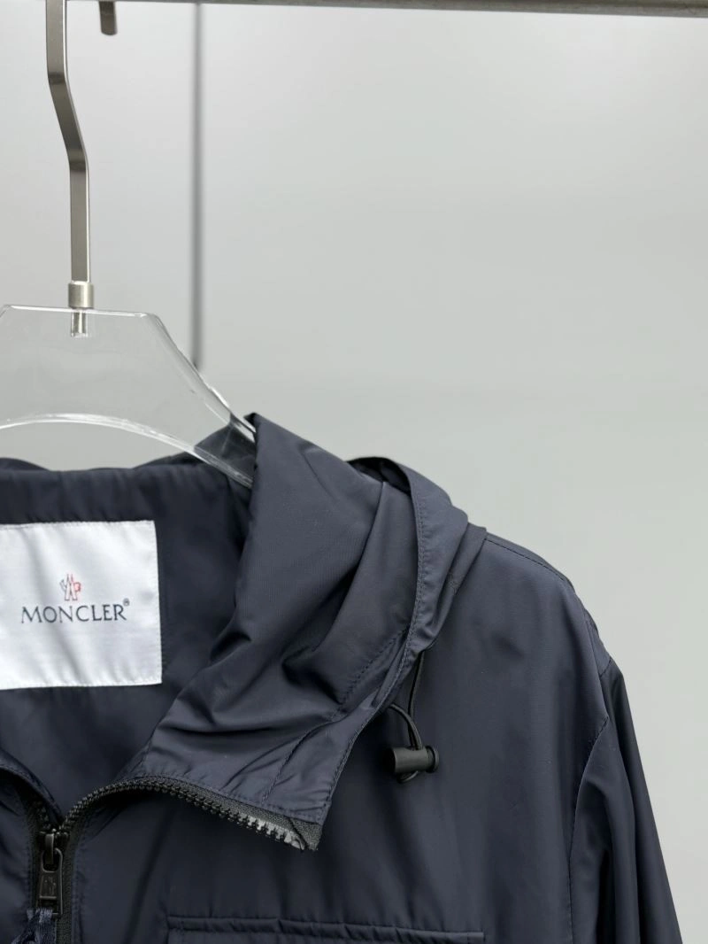 Versatile Moncler Outwear 143413