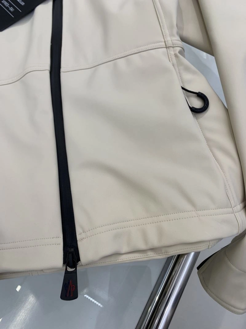 Attractive Moncler Outwear 143403