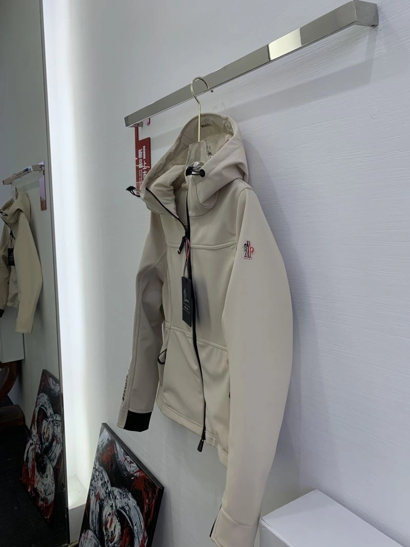 Moncler Outwear Unisex 143404