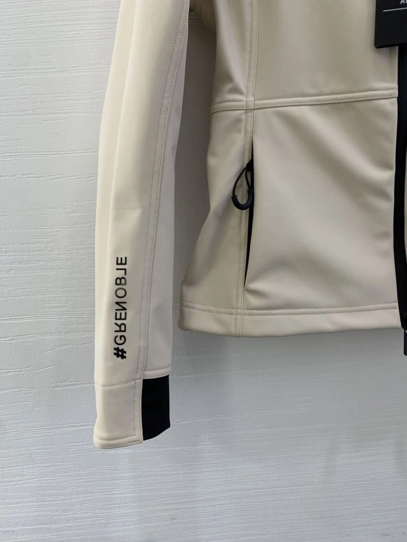 Moncler Outwear Unisex 143404