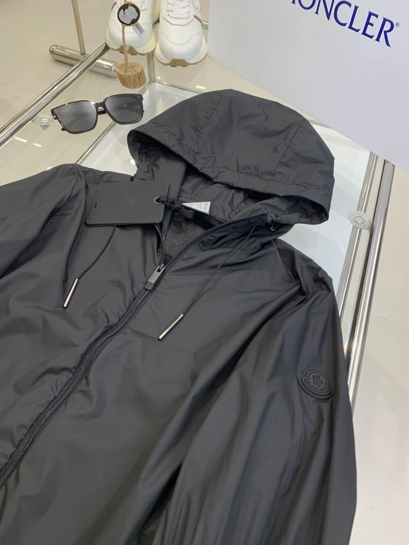 Moncler Outwear FlexibleFit 143400