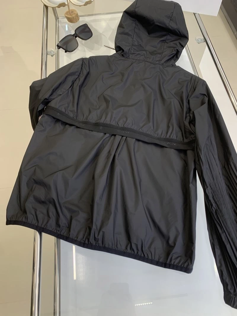 Moncler Outwear FlexibleFit 143400