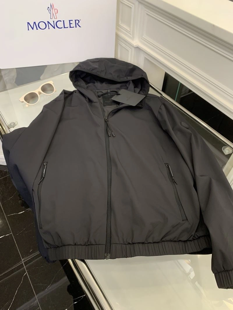 Moncler Outwear FreshLook 143379
