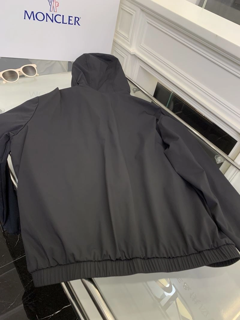 Moncler Outwear FreshLook 143379