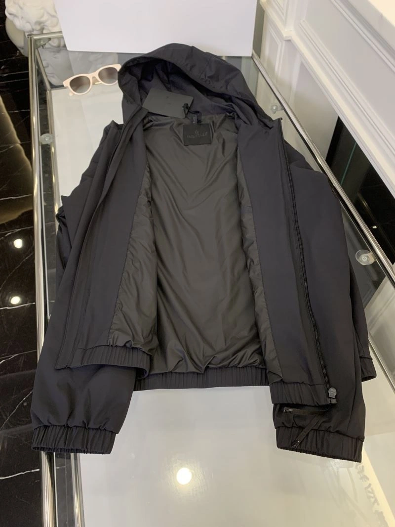 Moncler Outwear FreshLook 143379