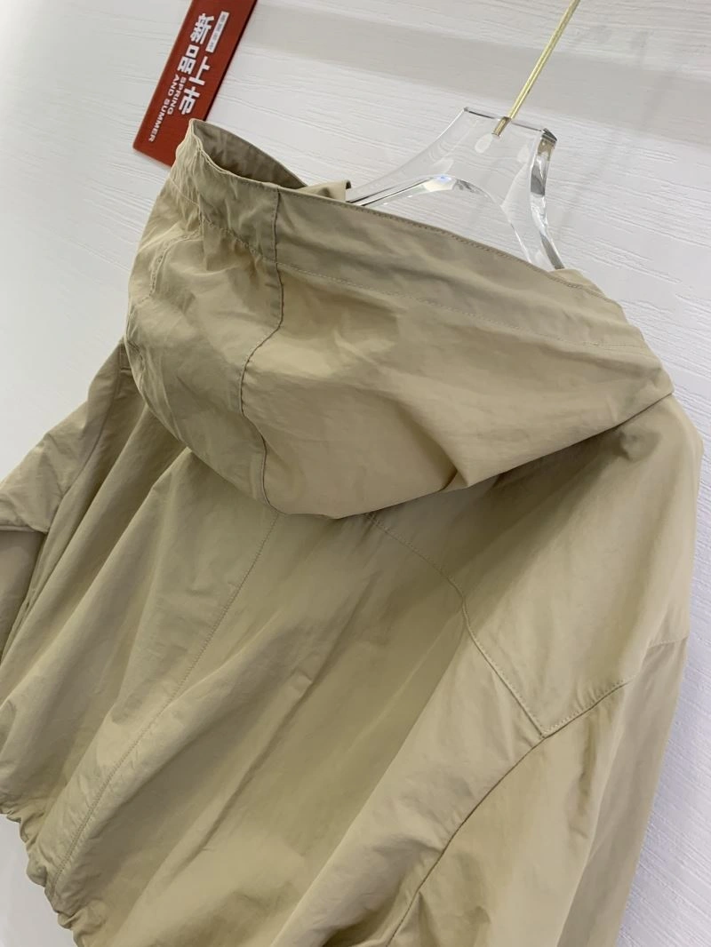 WrinkleFree Moncler Outwear 143396