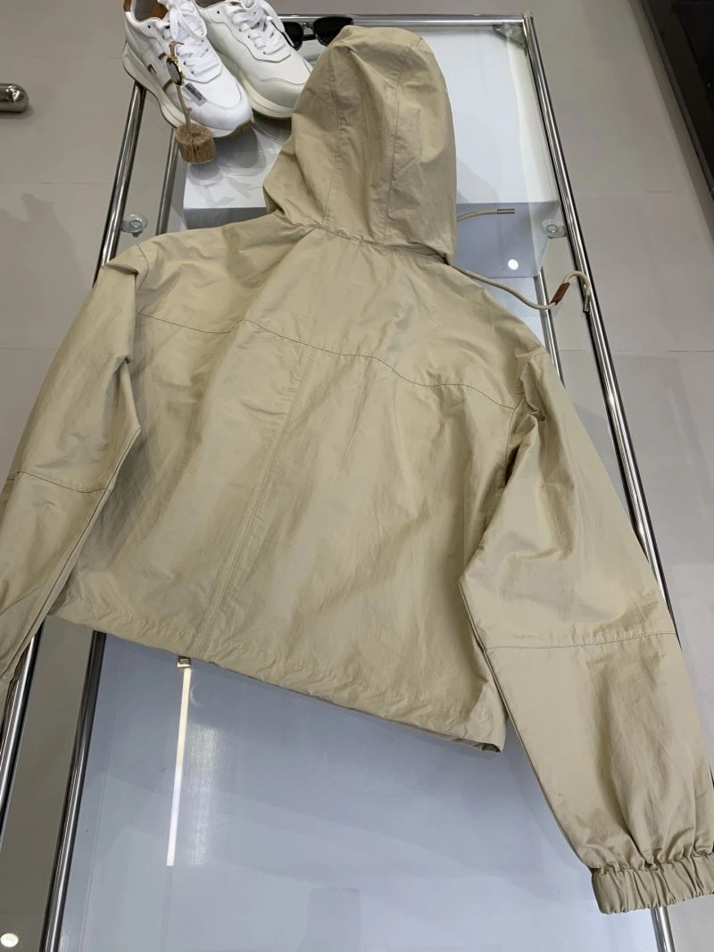 Trendsetting Moncler Outwear 143388