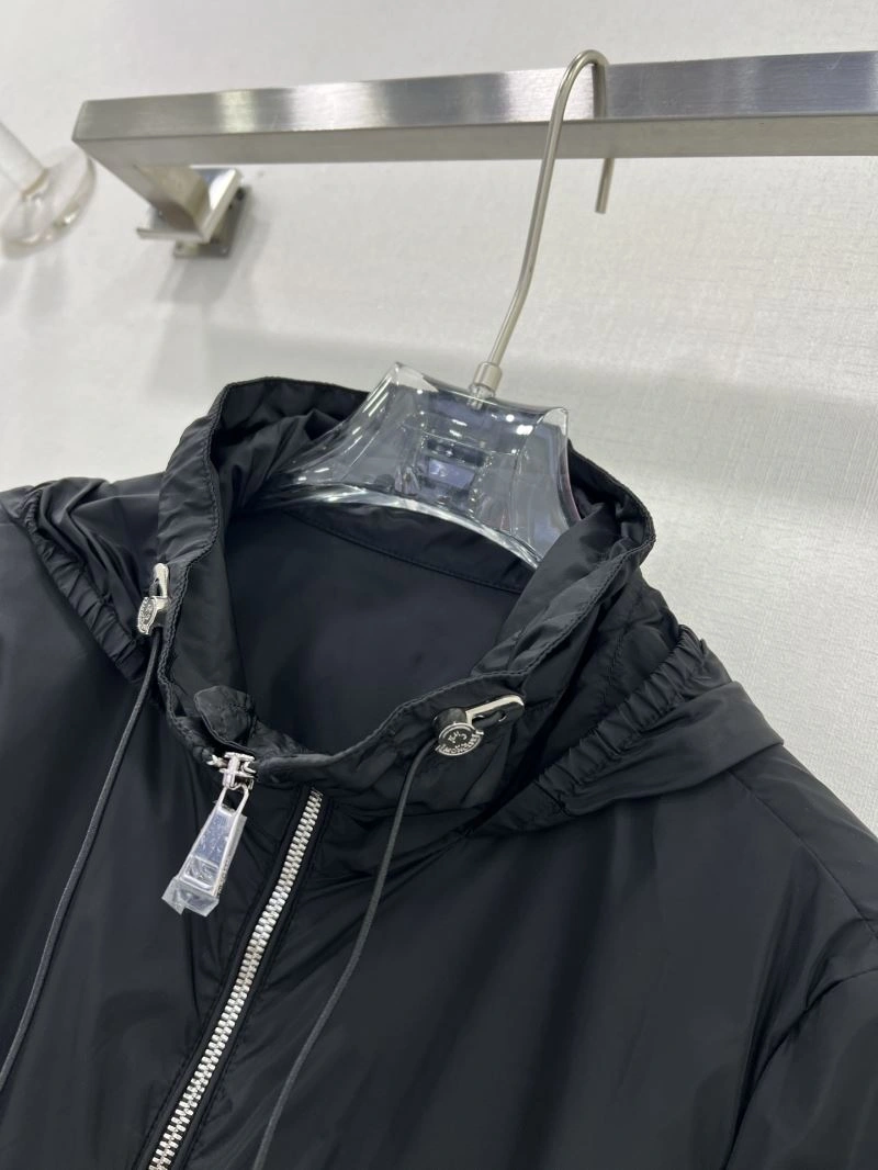 Moncler Outwear WrinkleFree 143374