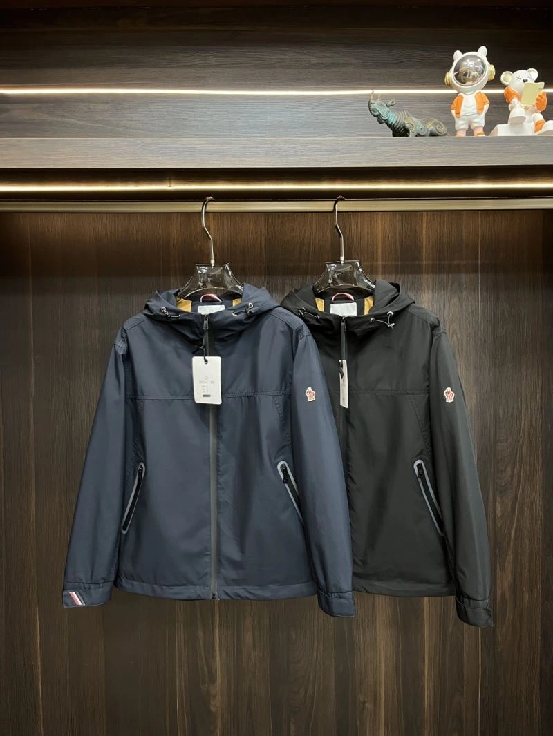 Moncler Outwear RelaxedFit 143375