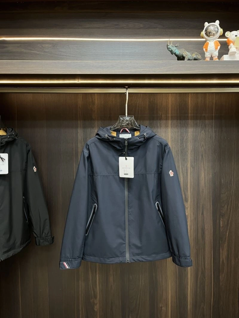 Moncler Outwear RelaxedFit 143375